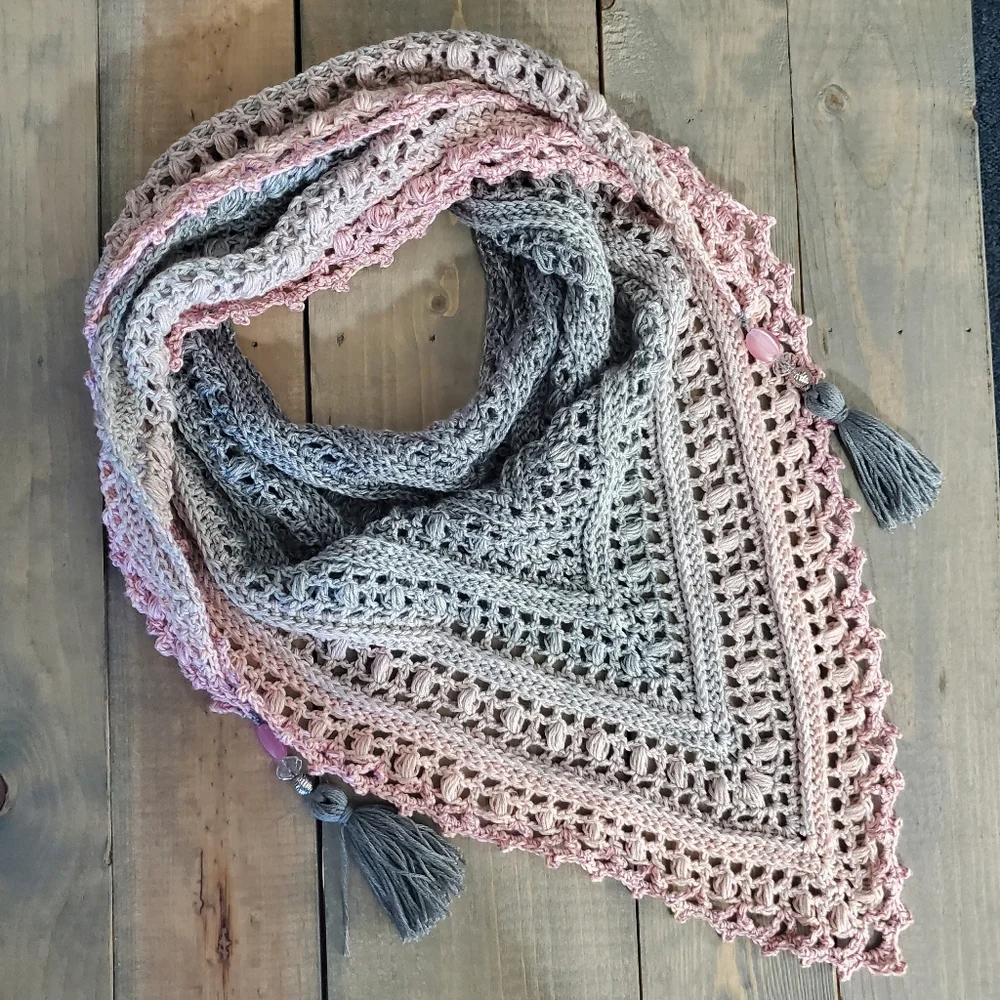 💖 New Handmade Crochet Baktus / Shawl / Triangular Scarf